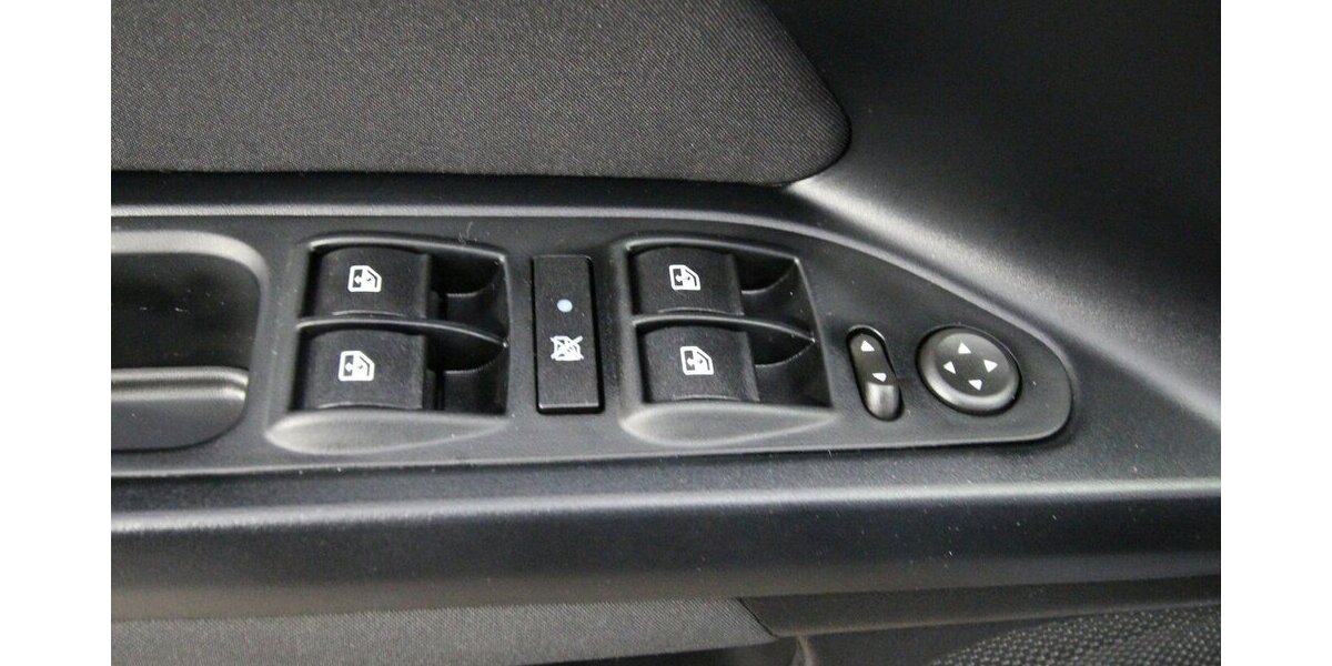 Fiat Tipo Hatchback City Sport KAMERA+AHK+LED+ALU18 28.429 km 15.900 &euro; Hagenow 19230