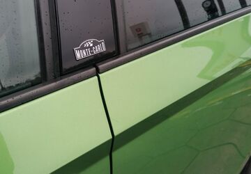 Skoda Fabia 89.000 km 12.300 &euro; HAGENOW 19230