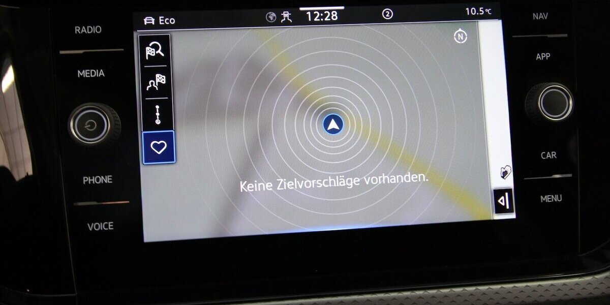 VW T-Cross TSI OPF 7-DSG Active LED+NAVI+KAMERA+ACC 62.327 km 20.900 &euro; Hagenow 19230