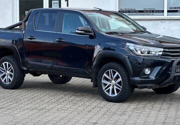 Toyota Hilux 135.600 km 19.900 &euro; Bandenitz 19230