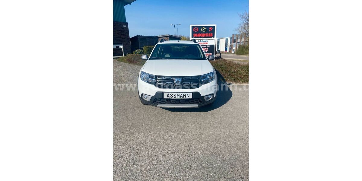 Dacia Sandero 31.993 km 10.690 &euro; Wittenförden 19073