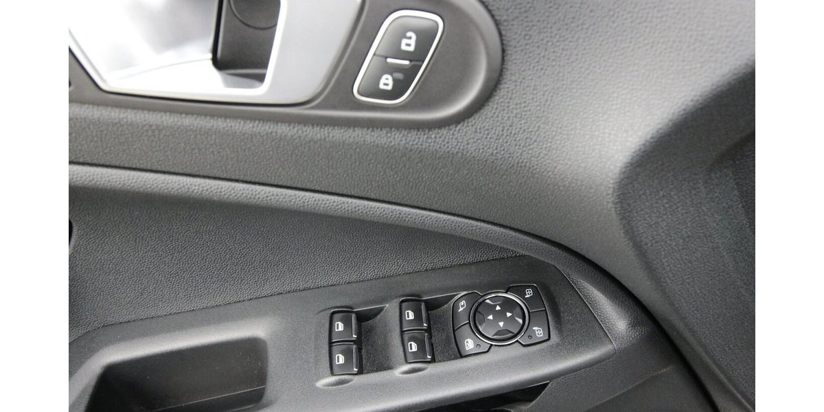 Ford EcoSport EcoBoost Titanium AHK+Bi-XENON+KAMERA 43.038 km 14.900 &euro; Hagenow 19230