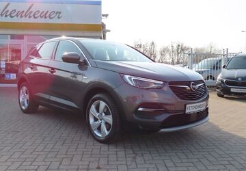 Opel Grandland (X) 50.000 km 16.950 &euro; Schwerin 19057