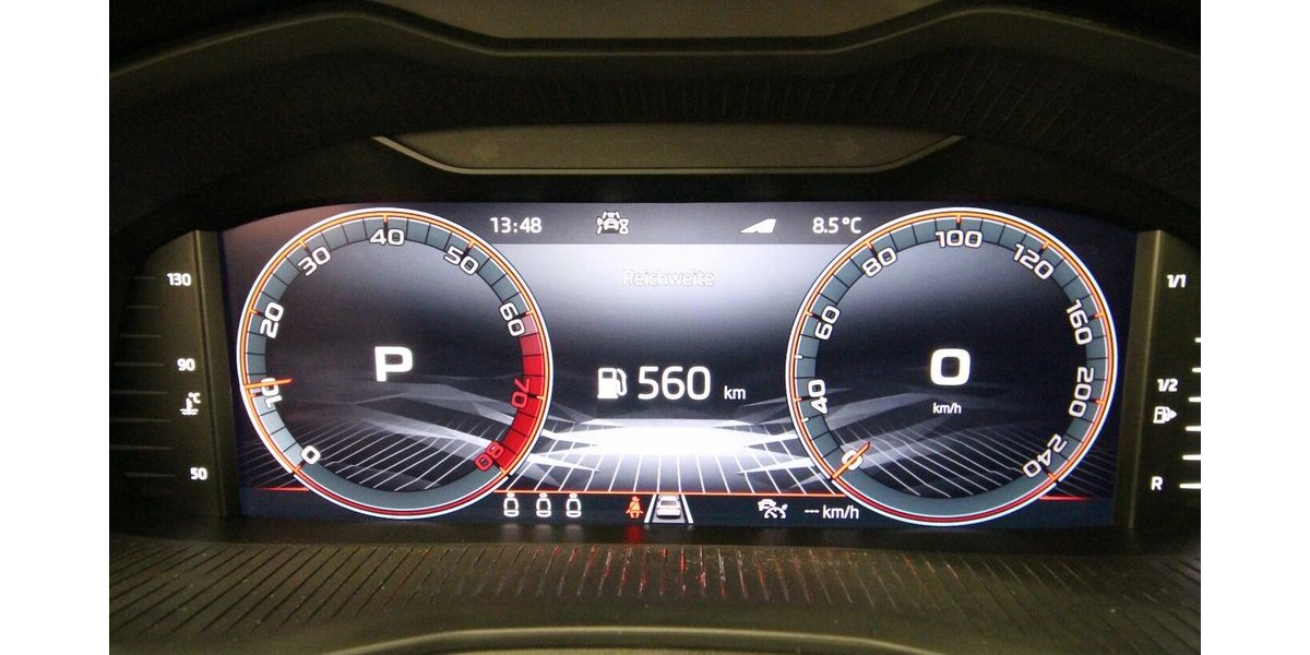 Skoda Scala 1.5 TSI 7-DSG Monte Carlo LED+PANO-DACH 16.534 km 24.900 &euro; Hagenow 19230