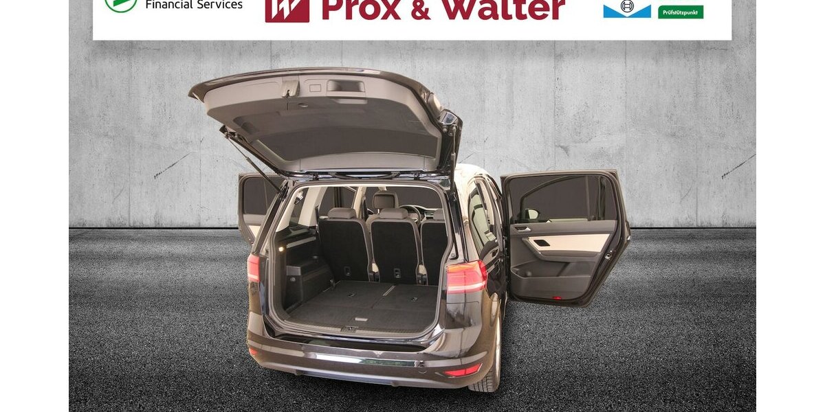 VW Touran 1.5 TSI 7-DSG Comfortline 7-SITZ+NAVI+AHK 25.069 km 32.790 &euro; Hagenow 19230