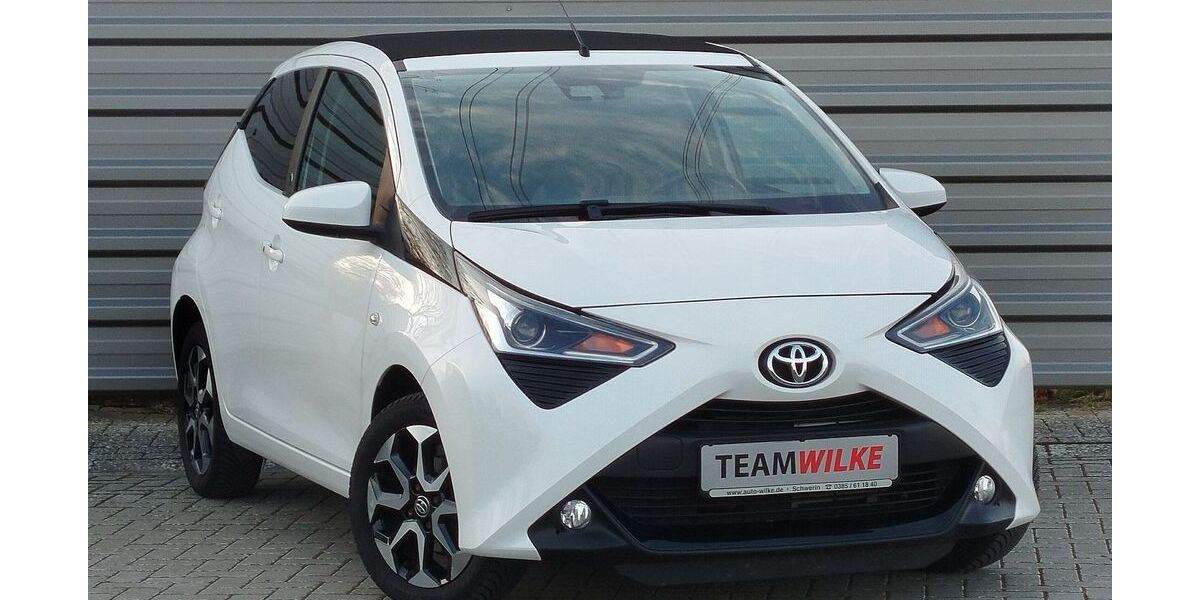 Toyota Aygo (X) 14.575 km 13.490 &euro; Schwerin 19061