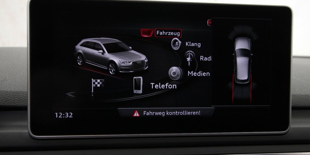 Audi A4 Avant TFSI S-tronic Sport Ultra S-Line Plus 150.399 km 17.900 &euro; Hagenow 19230