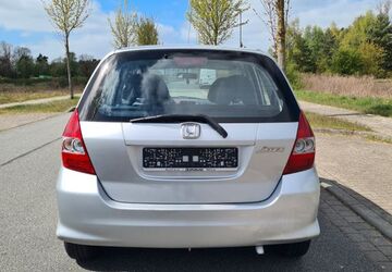 Honda Jazz 97.535 km 2.500 &euro; Hagenow 19230