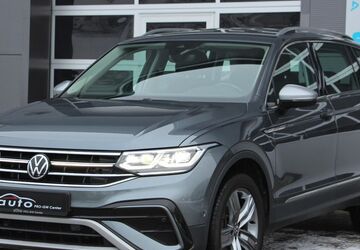 VW Tiguan Allspace 139.542 km 28.990 &euro; Pampow 19075