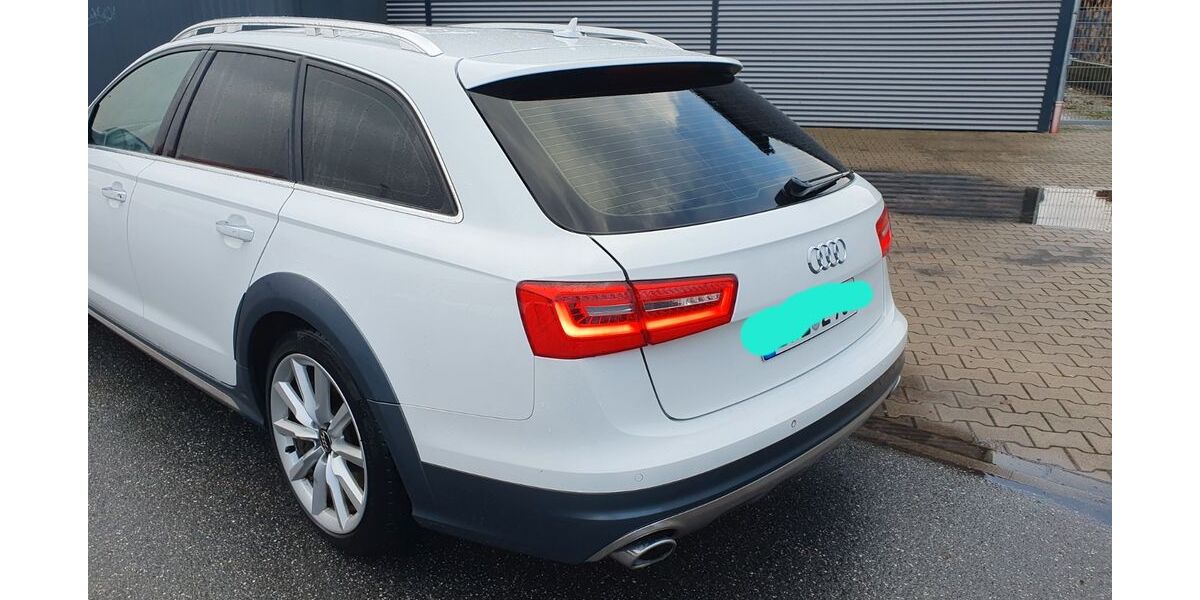 Audi A6 Allroad 235.000 km 15.300 &euro; Rastow 19077
