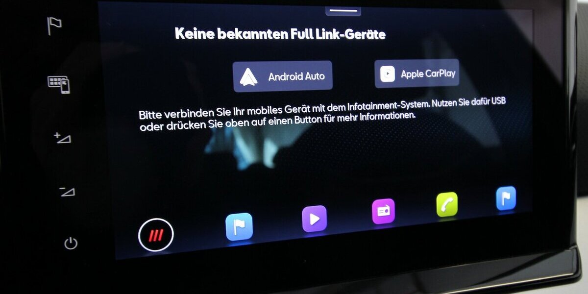 Seat Ibiza TSI OPF FR Sport NAVI+LED+WINTER-PAKET+ALU 9.718 km 18.890 &euro; Hagenow 19230