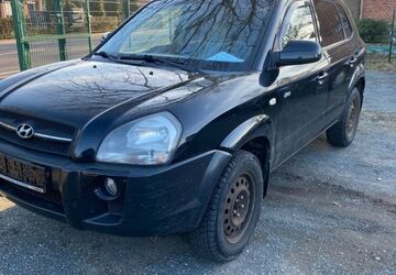 Hyundai TUCSON 216.000 km 1.400 &euro; Bandenitz 19230