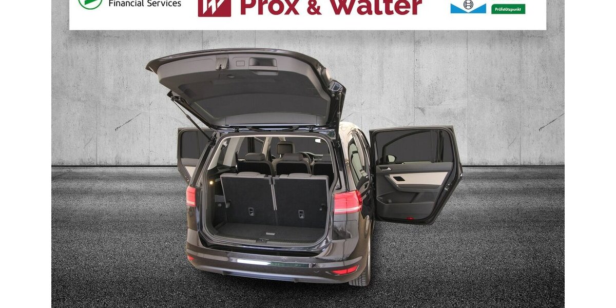 VW Touran 1.5 TSI 7-DSG Comfortline 7-SITZ+NAVI+AHK 25.069 km 32.790 &euro; Hagenow 19230