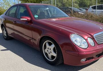 Mercedes-Benz E 200 374.000 km 1.100 &euro; Rastow 19077