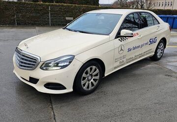 Mercedes-Benz E 200 551.520 km 5.355 &euro; Hagenow 19230