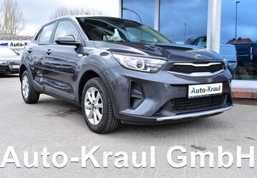 Kia Stonic 24.179 km 15.749 &euro; Rehna 19217