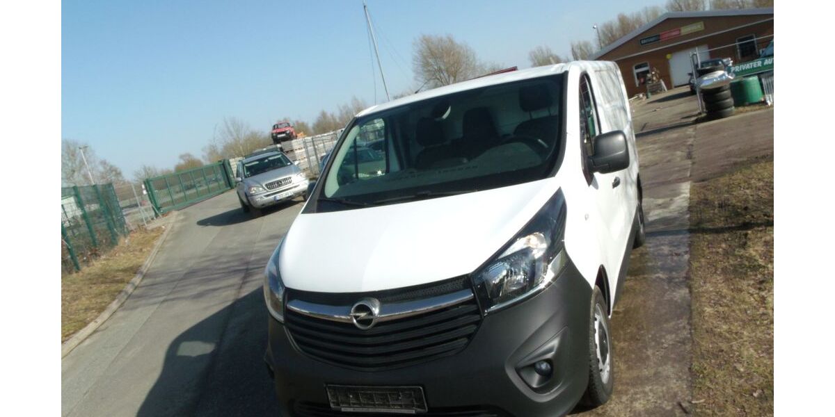 Opel Vivaro 224.000 km 6.200 &euro; Schwerin 19057