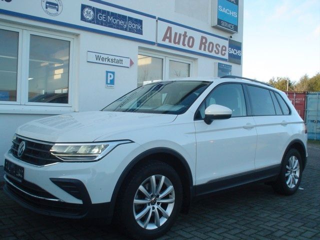 VW Tiguan 59.000 km 25.550 &euro; Brüsewitz 19071