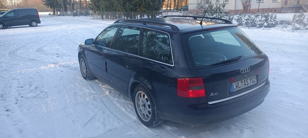 Audi A6 (Typ 4B) 317.000 km 5.200 &euro; Dümmer 19073